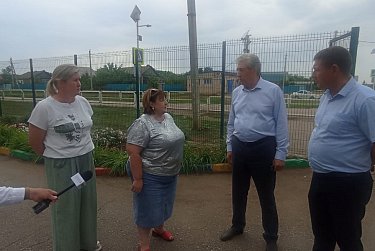 Современные спортивные площадки будут в каждой школе